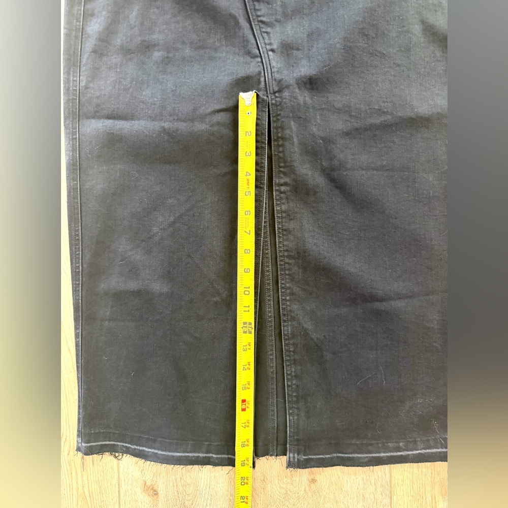 Maurices Black Denim Skirt stretchy and comfy front split - Picture 5 of 12